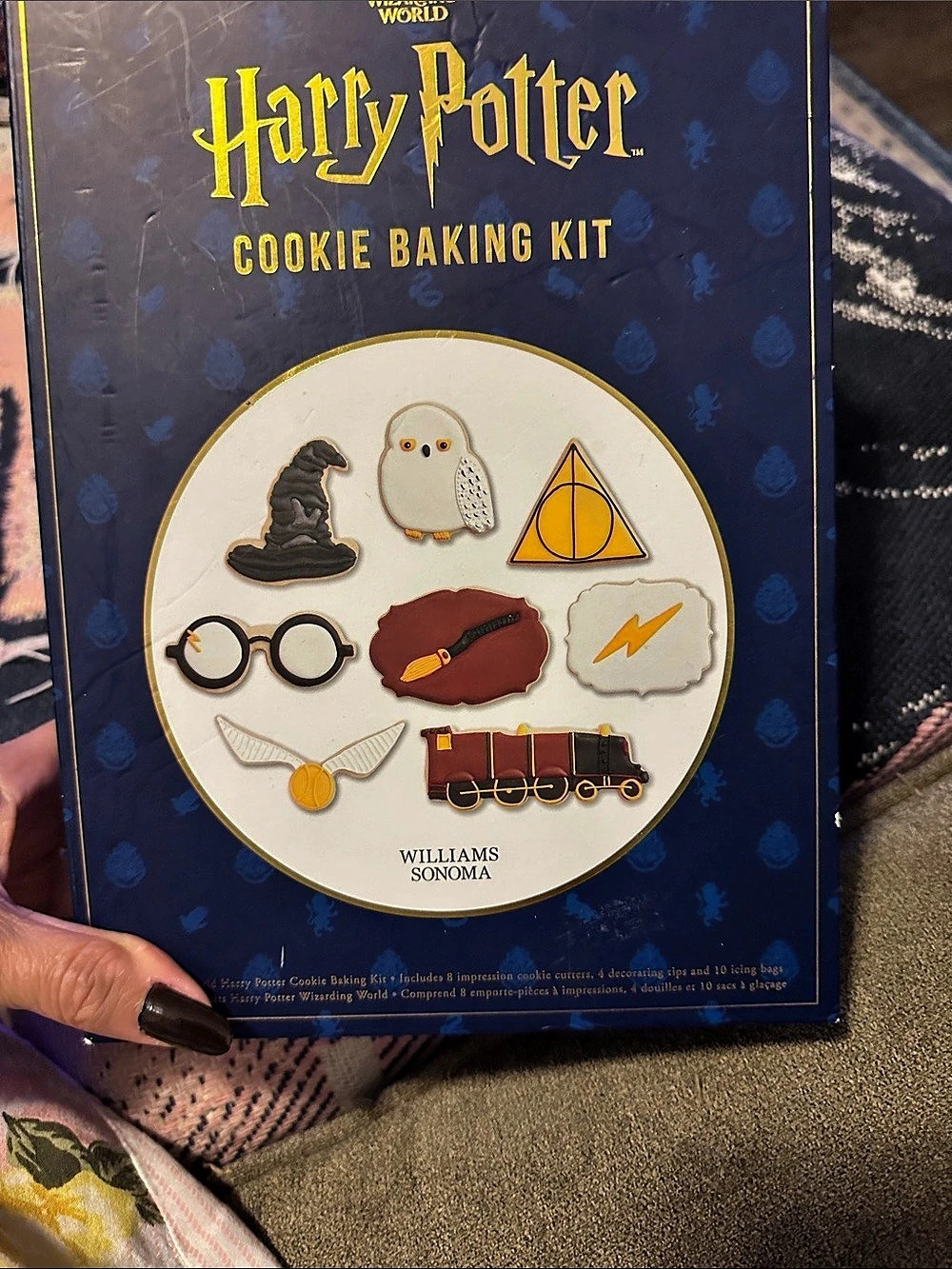 Williams Sonoma Harry Potter Cookie Baking Kit in Blue & Gold